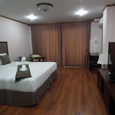 Abricole At Pattaya Hill Apartment Ngoại thất bức ảnh