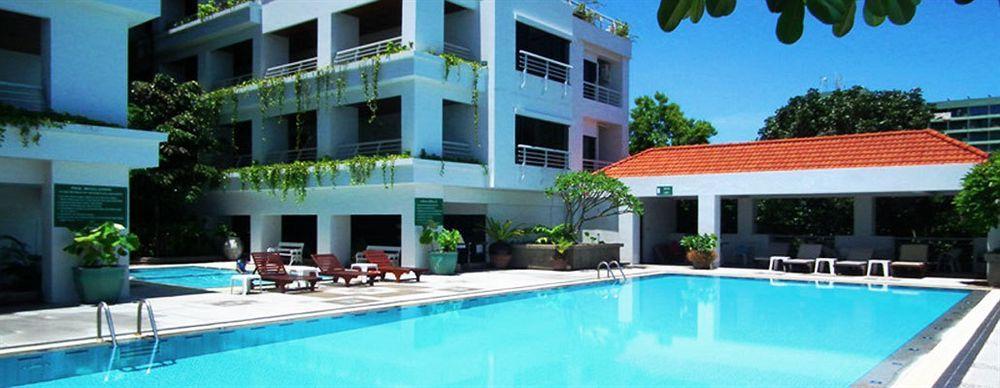 Abricole At Pattaya Hill Apartment Ngoại thất bức ảnh