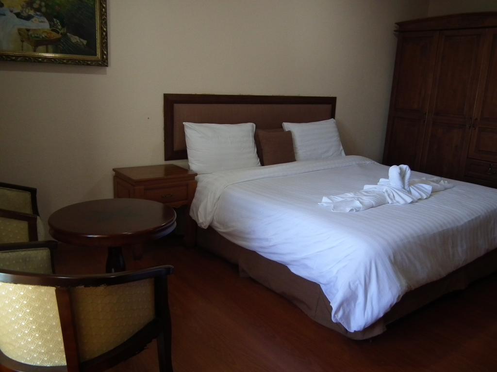 Abricole At Pattaya Hill Apartment Ngoại thất bức ảnh