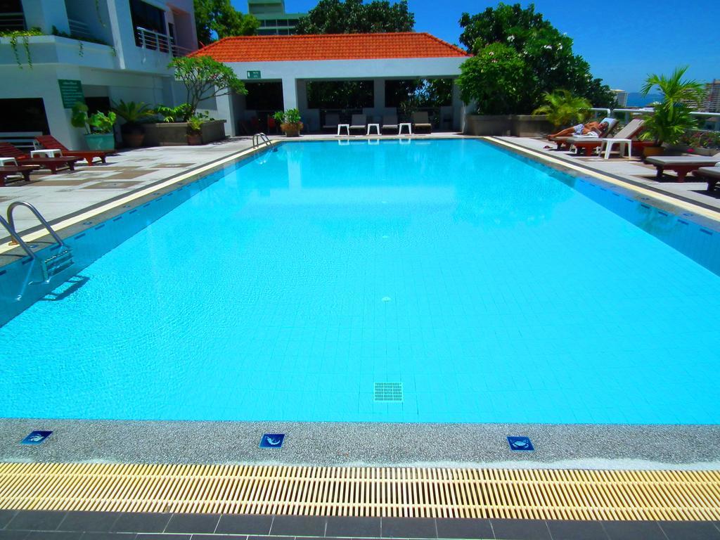 Abricole At Pattaya Hill Apartment Ngoại thất bức ảnh