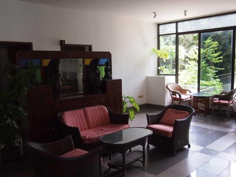 Abricole At Pattaya Hill Apartment Ngoại thất bức ảnh