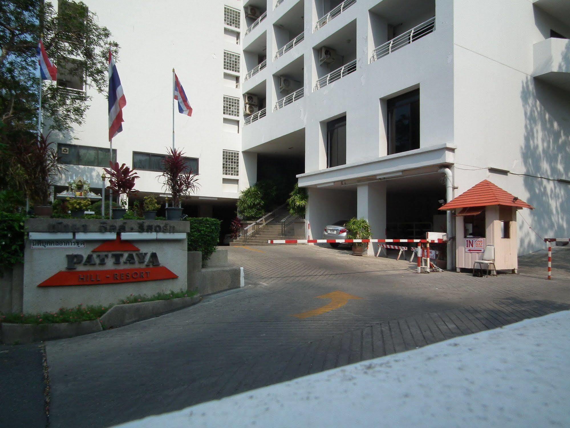 Abricole At Pattaya Hill Apartment Ngoại thất bức ảnh