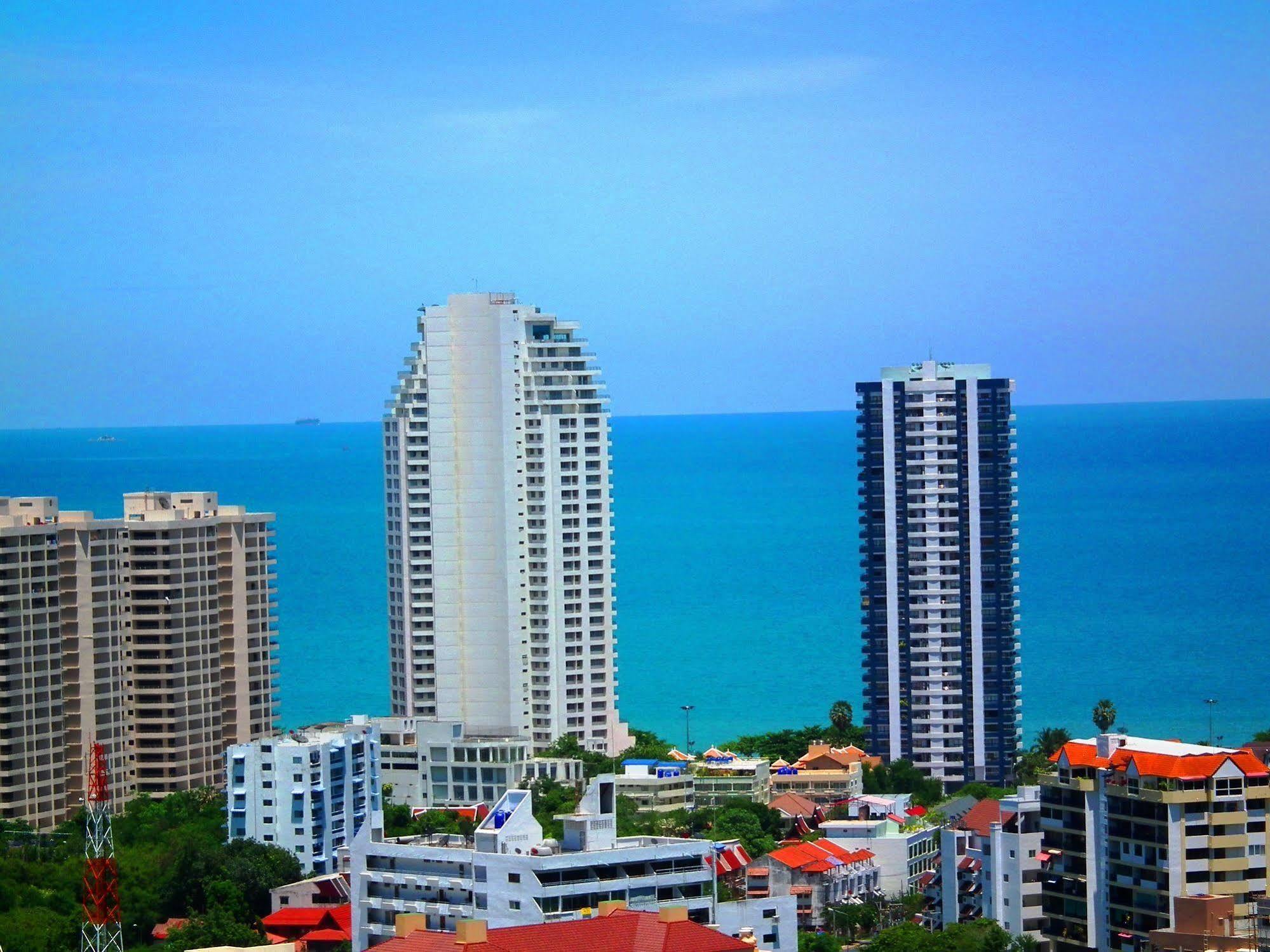 Abricole At Pattaya Hill Apartment Ngoại thất bức ảnh